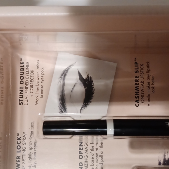 KRISTOFER BUCKLE Vanity Collection Volume 1 For Women's. - Picture 5 of 15